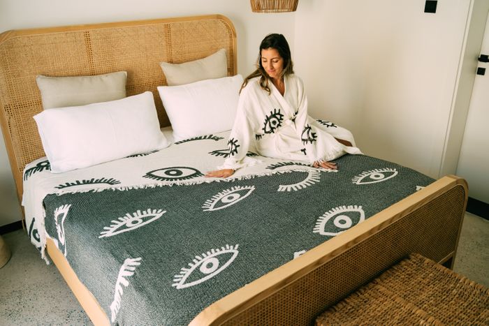 HOME- MUSLIN BEDSPREADS