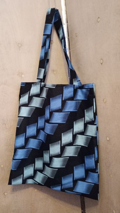 Tote bags