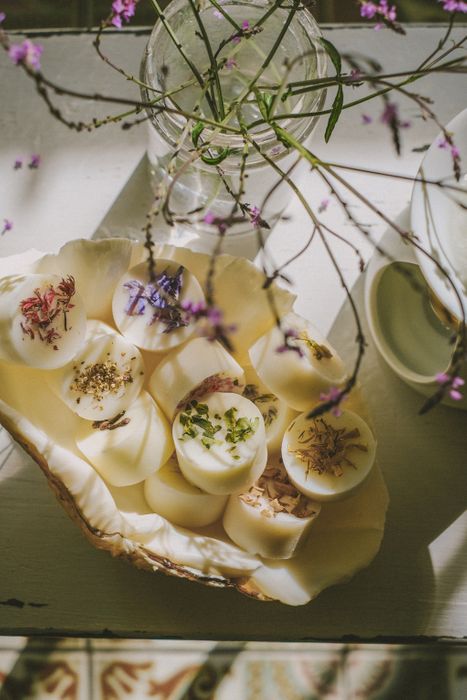 Botanical Puck Wax Melts