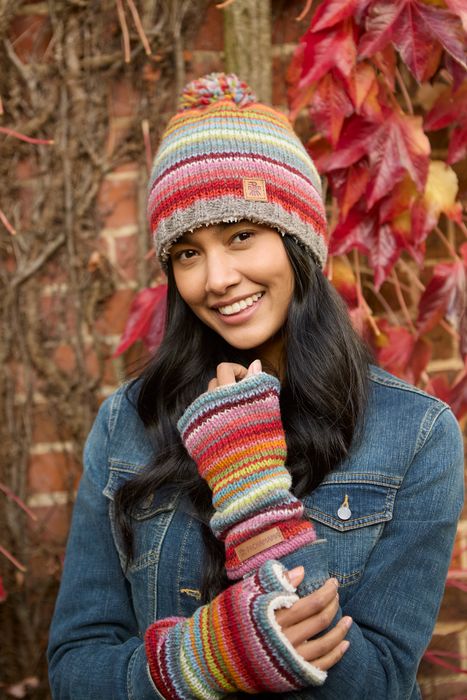 Women's 100% Wool Accessories