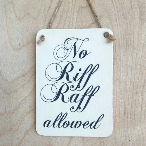 ECO-FRIENDLY WOODEN SIGNS