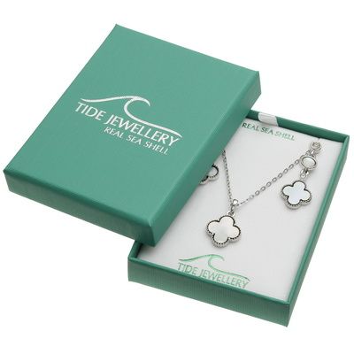 TY2037 Mother of Pearl Quatrefoil Set