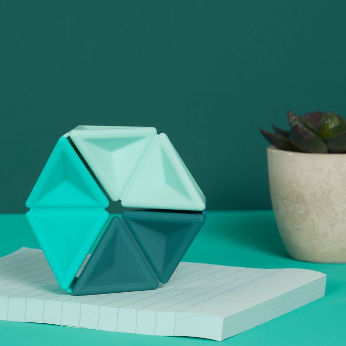 Pivot. - The Silicone Flexagon