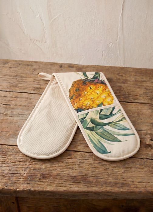 Exotic Pineapple Oven Gloves (SKU: EPOG1)