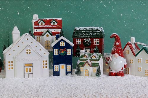 Ceramic Houses & Ornaments