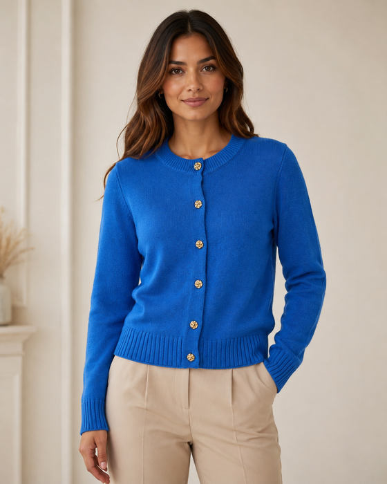 KNITWEAR