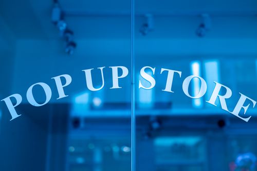 Bridging the Gap: How Pop-Up Stores Leverage E-Commerce