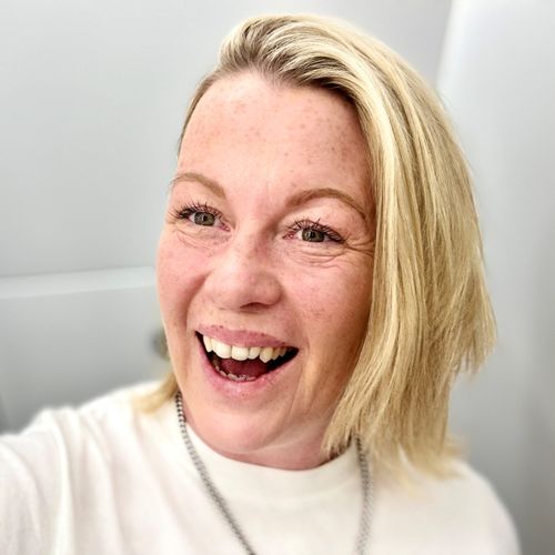 Emily Fyfe - The Morris Fyfe Agency (Evolving Brands Ltd)