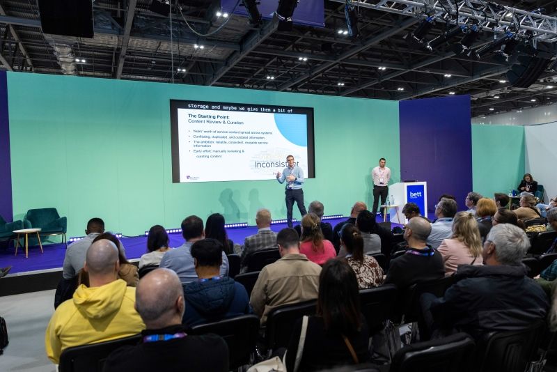 Smart support: Leveraging AI chatbots for student and staff queries