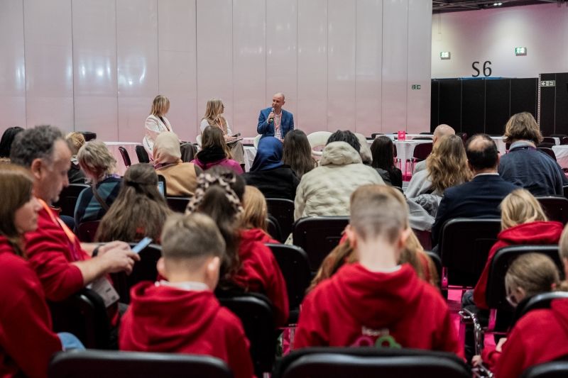 Bett UK The Fishbowl Feature Group