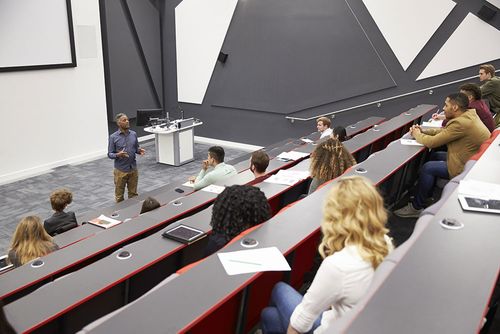 The impact of AI on Higher Education on teachers and tutors