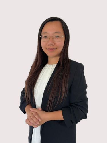 Dr Lucy Zhu