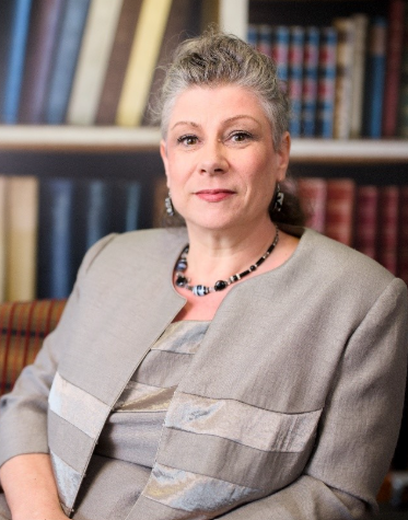 Julia Clouter -  Empowering Tech