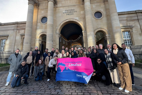 Oxford na delegação