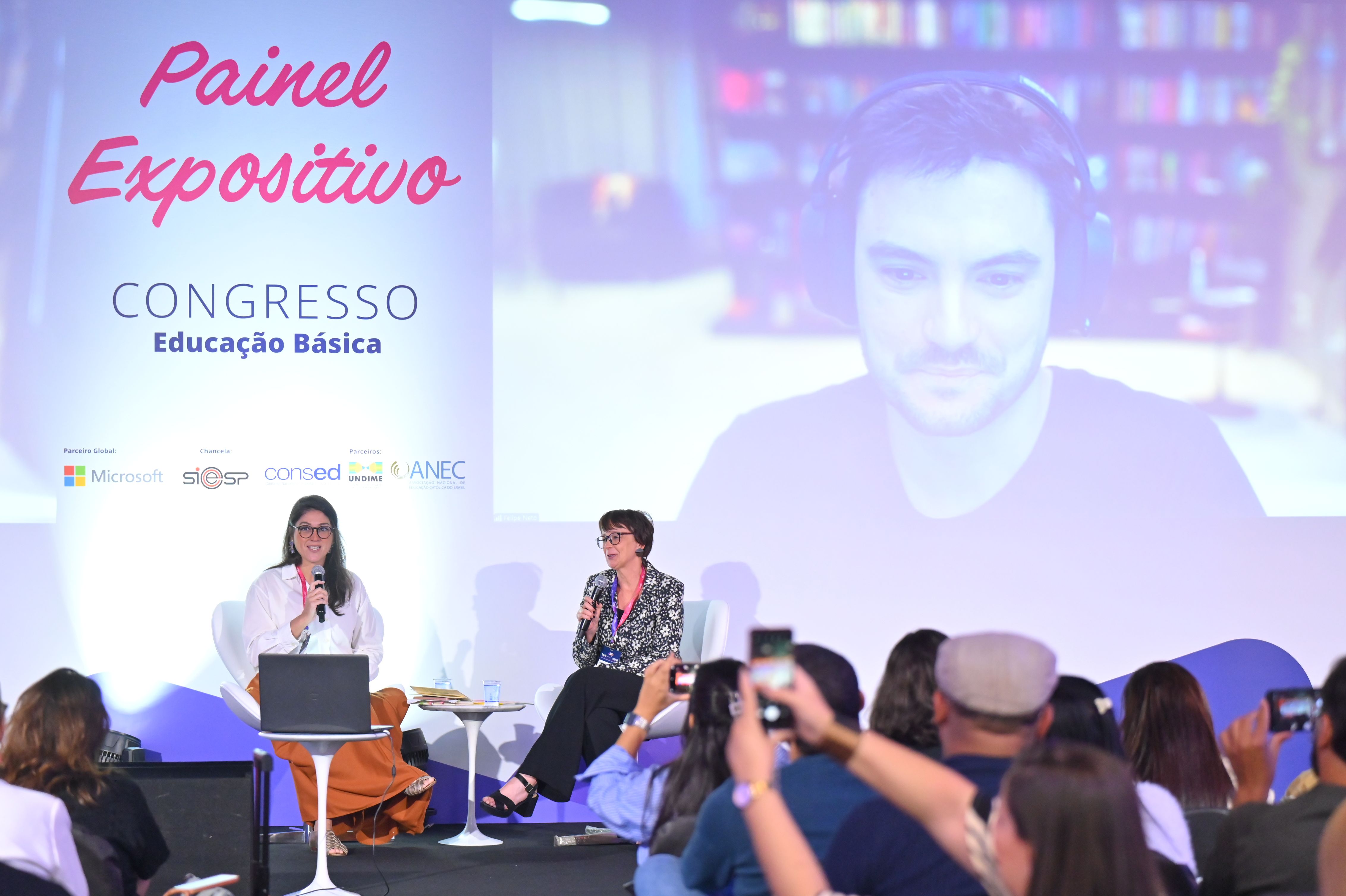 Painel sobre educação midiática na Bett