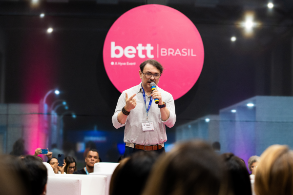 Rossandro Klinkey presente na Jornada Bett Nordeste