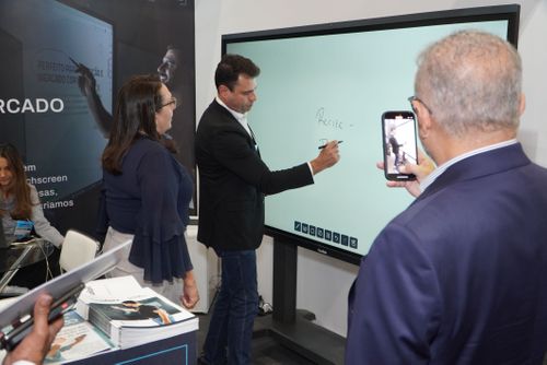 Área de Exposição 