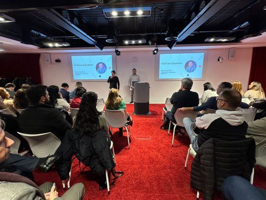 Delega&ccedil;&atilde;o Bett UK: Google mostra novos potenciais de suas ferramentas