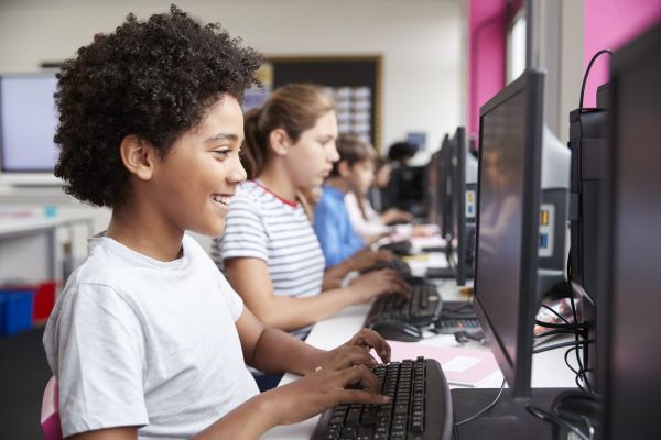 O que esperar para avan&ccedil;armos no uso da tecnologia educacional em 2025