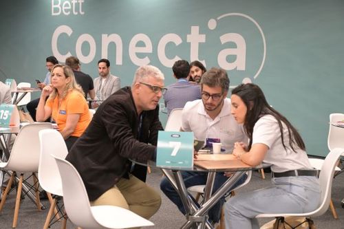 Sucesso de participação, Bett Conect@ estabelece novo espaço de reuniões e networking