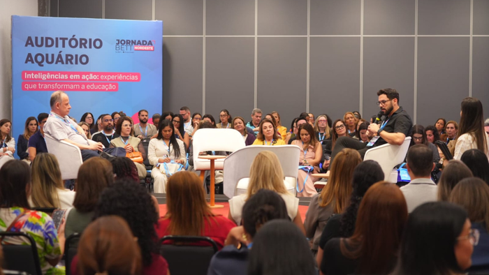 Primeiro dia da Jornada Bett Nordeste reúne especialistas e educadores para discutir as transformações da educação