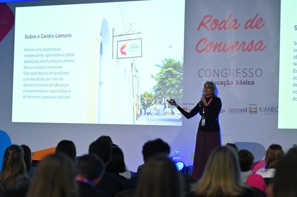 Liderança inspiradora exige transformação pessoal e foco na equidade, aponta Anna Penido