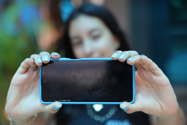 Celulares e educa&ccedil;&atilde;o: o dilema da gera&ccedil;&atilde;o conectada