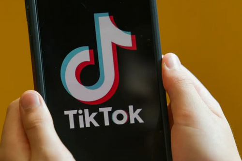Sancionada lei que restringe uso de celulares nas escolas