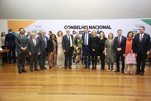 MEC empossa novos membros do Conselho Nacional de Educa&ccedil;&atilde;o
