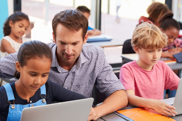 A import&acirc;ncia da cultura digital na escola