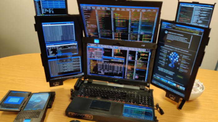 Cyberdeck e Gadgets de IA: da cultura hacker à transformação da educação