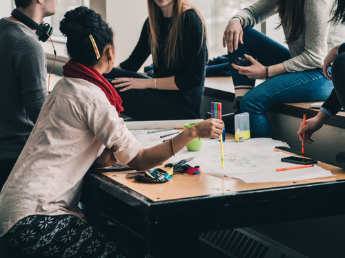 O desafio do trabalho escolar para a recomposição da aprendizagem