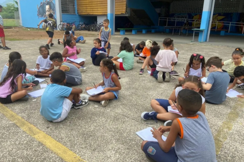 Brasil lidera indicações ao “Prêmio Melhores Escolas do Mundo 2025” com quatro finalistas