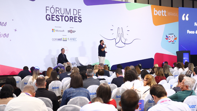 F&oacute;rum de Gestores mobiliza lideran&ccedil;as para debater os desafios da gest&atilde;o na educa&ccedil;&atilde;o b&aacute;sica