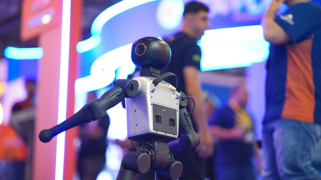 Intelig&ecirc;ncia artificial redefine solu&ccedil;&otilde;es educacionais na Bett Brasil 2026