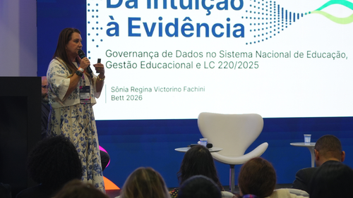 Especialistas debatem os avan&ccedil;os e desafios do novo Plano Nacional de Educa&ccedil;&atilde;o