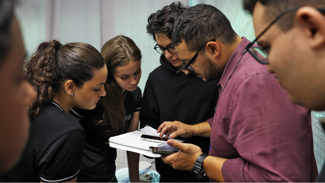 Rela&ccedil;&atilde;o com professores e apoio familiar impulsionam prop&oacute;sito de vida de estudantes, aponta estudo
