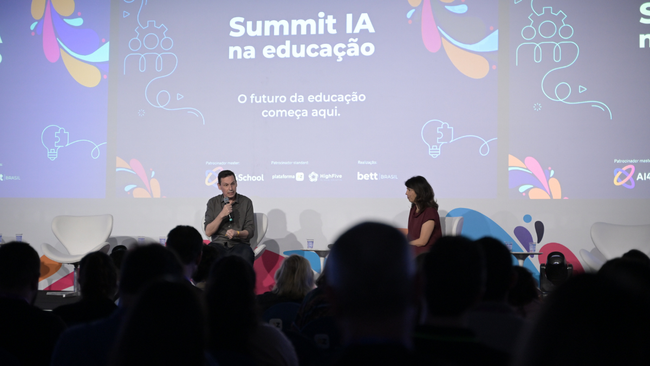 IA provoca reflex&atilde;o sobre o futuro da escola