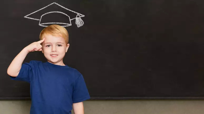 Do Agosto Roxo e o Delta Cognitivo: quanto da capacidade de um aluno a escola realmente mobiliza?