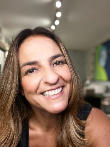 Carla Arena de Aquino - Amplifica