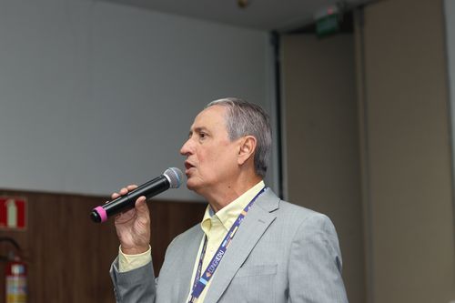 Arnaldo Mendon&ccedil;a