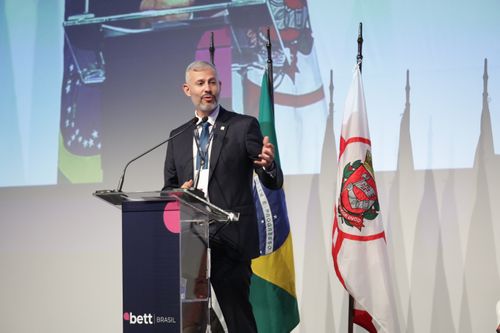 MEC fará investimentos de R$ 1,2 bilhão no Programa Educa Mais Norte e Nordeste
