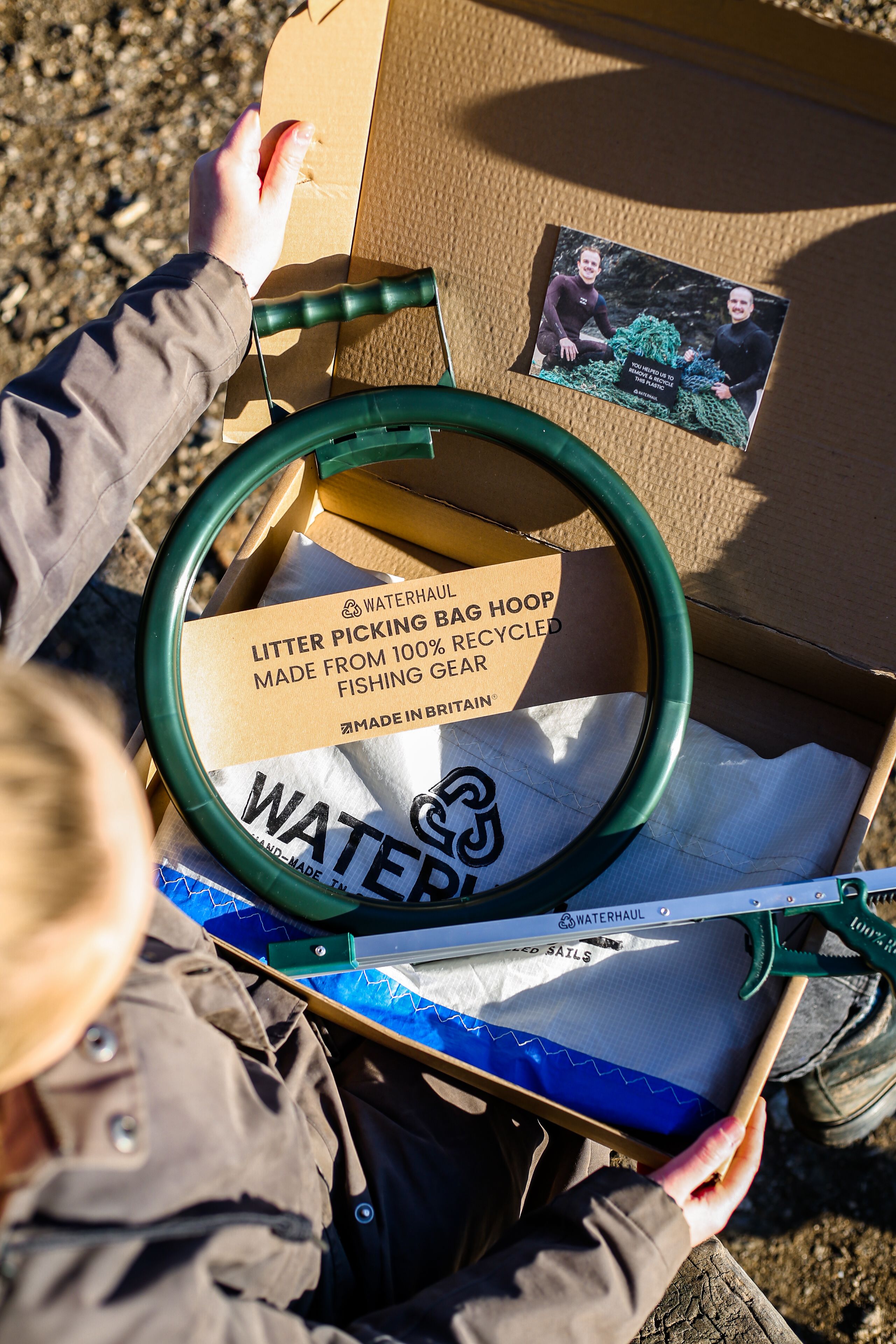 100% Recycled Fishing Net Litter Picking Equipment