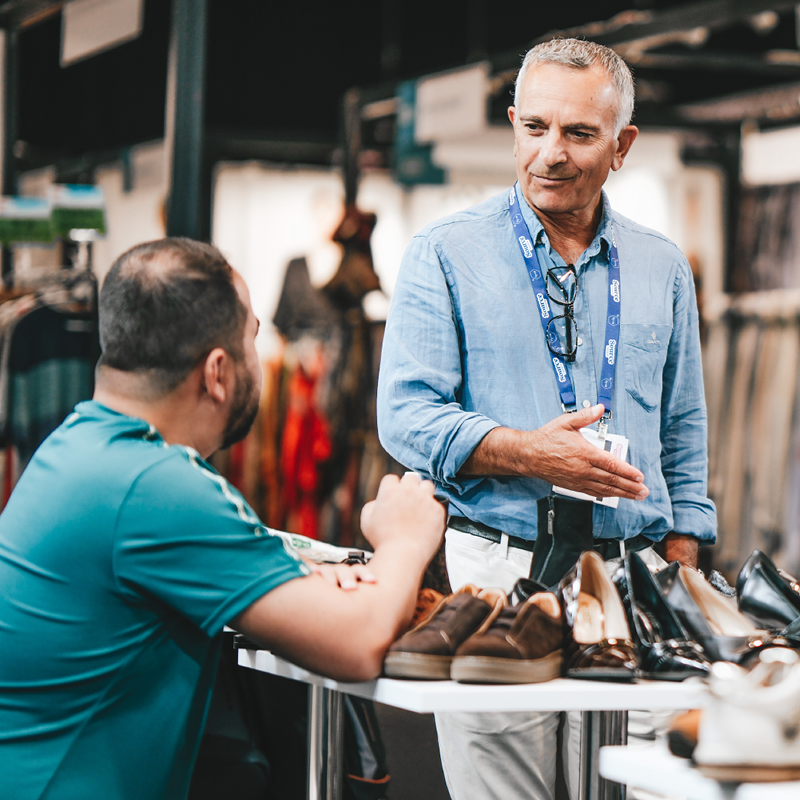 Exhibitors and buyers meeting at Source Fashion