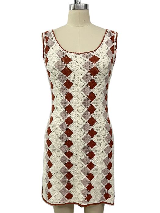 Crochet-look Knit Style