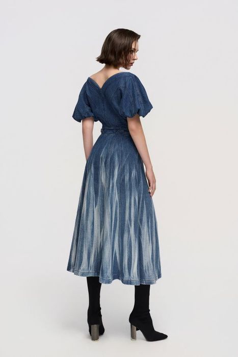 Puff-sleeve A-line denim dress