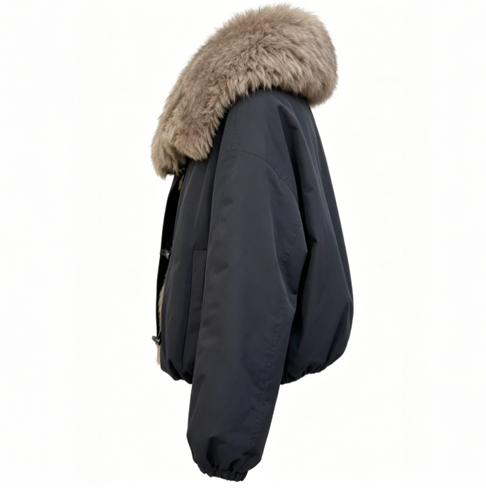 Clophilos Women's Black Luxurious Fur Collar Toggle Jacket - Short Oversized Winter Coat