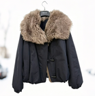 Clophilos Women's Black Luxurious Fur Collar Toggle Jacket - Short Oversized Winter Coat
