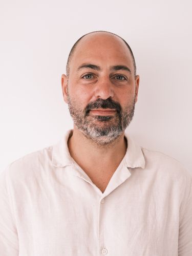 Ross Barry - Reskinned