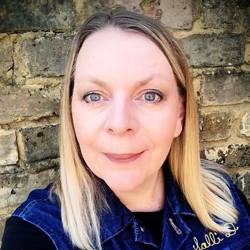 Salli Deighton - LaundRE